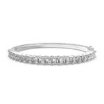 Load image into Gallery viewer, Desdemona Princess Cut Diamond Bangle Bracelet Shared Prong Hinged (6 ctw) - Nivetta