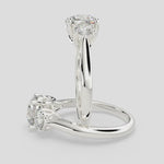 Load and play video in Gallery viewer, Hana Round Cut 3 Stone Engagement Ring Setting