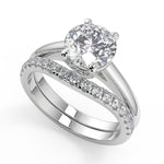 Load image into Gallery viewer, Aria 4 Prong Solitaire Round Cut Diamond Engagement Ring - Nivetta
