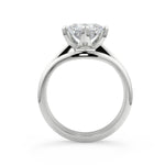 Load image into Gallery viewer, Emerson 4 Claw Compass Set Solitaire Princess Cut Diamond Engagement Ring - Nivetta
