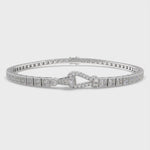 Load and play video in Gallery viewer, Thisbe Princess Cut Diamond Tennis Bracelet Buckle Clasp (2 ctw)
