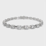 Load and play video in Gallery viewer, Brunhilde Round Cut Diamond Tennis Bracelet Prong Set (6 ctw)
